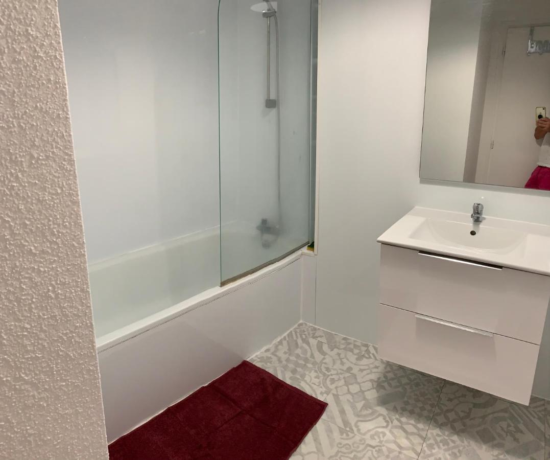 Appartement 2Eme Etage 42M2 Hyper Centre Ville / Parking Gratuit Riom Eksteriør billede