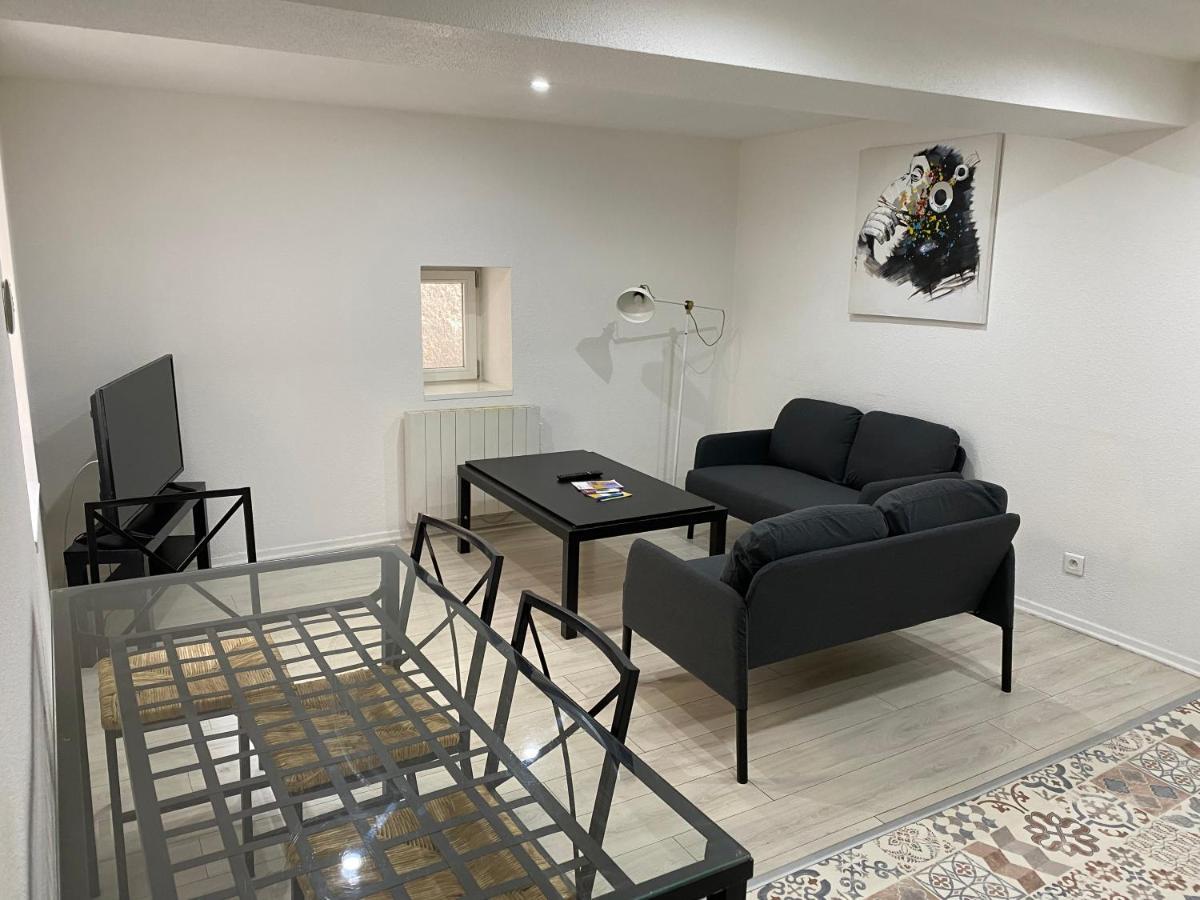 Appartement 2Eme Etage 42M2 Hyper Centre Ville / Parking Gratuit Riom Eksteriør billede