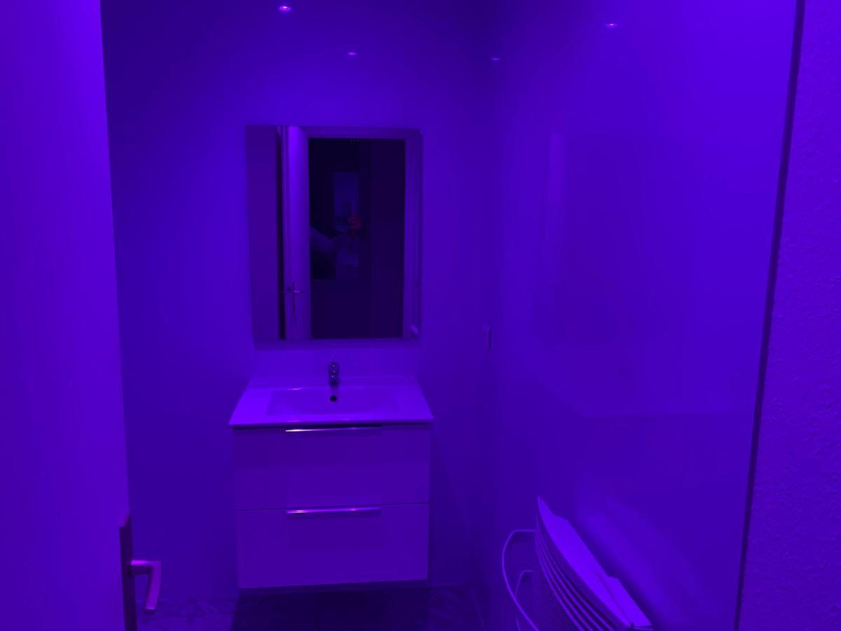 Appartement 2Eme Etage 42M2 Hyper Centre Ville / Parking Gratuit Riom Eksteriør billede